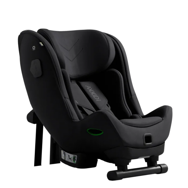 Autostolen Axkid Minikid 4 Max i sort til børn mellan 0 og 7 år
