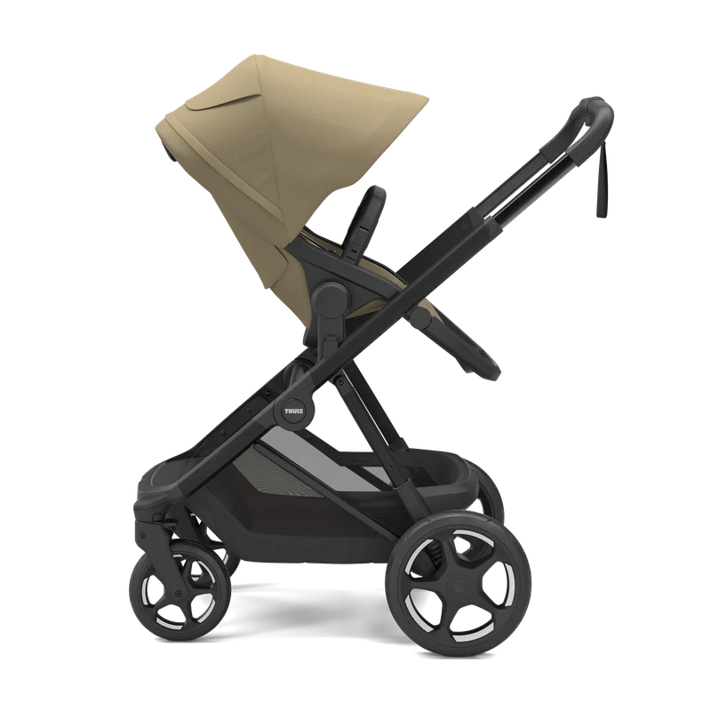 Thule Charm 2 in 1 i Faded Khaki, produktbild – hyr hos Parently